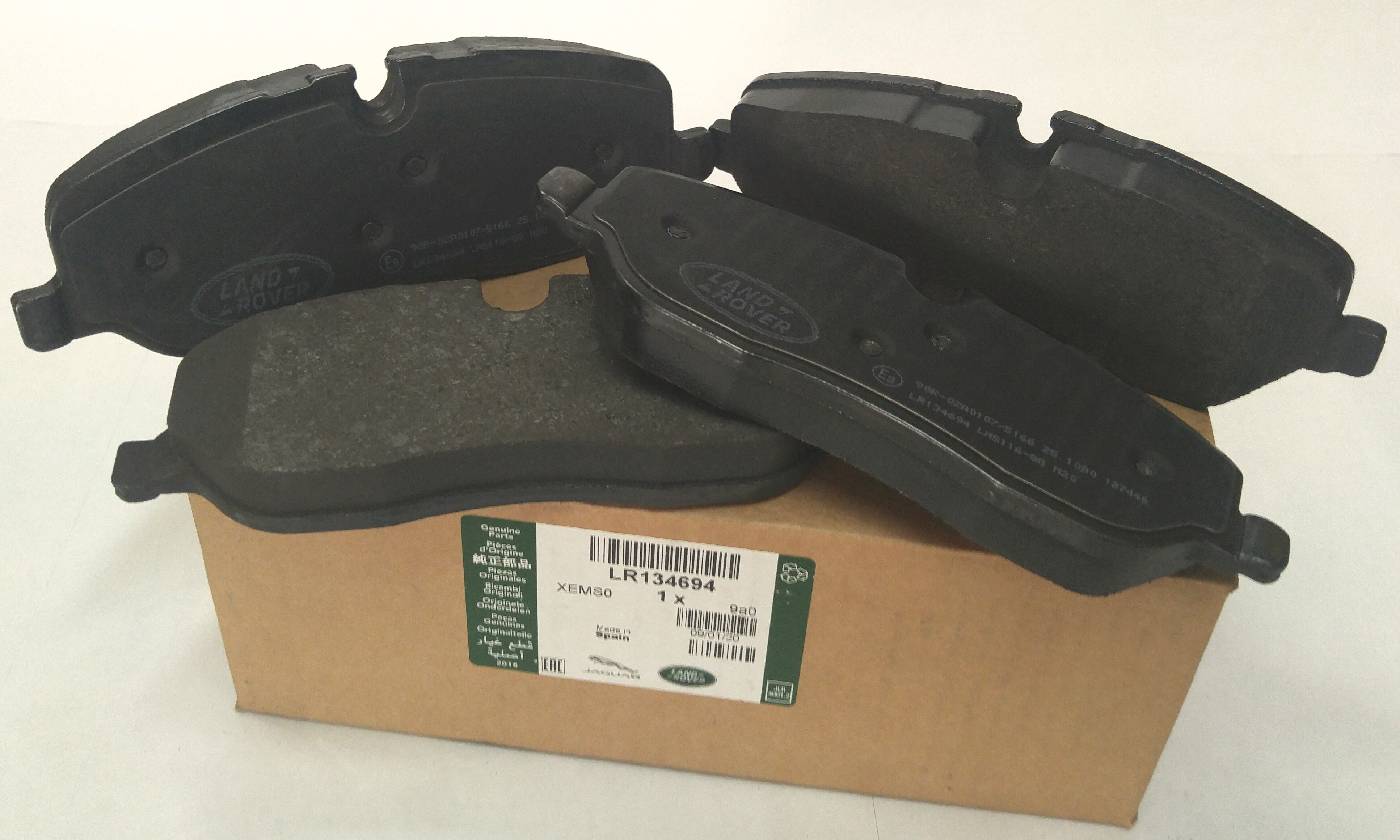 Колодки тормозные передние D3/RRS/RRN (LR134694||LAND ROVER)